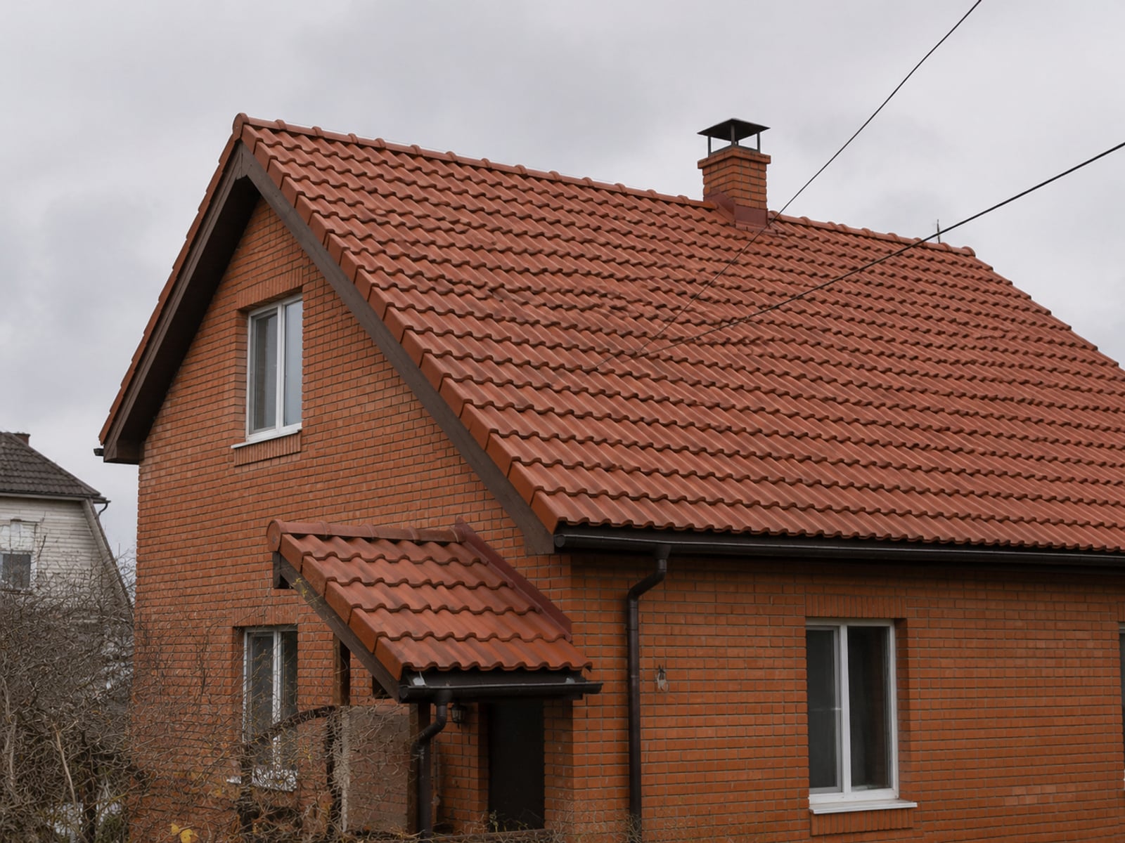 Натуральная керамическая черепица: Braas, Creaton, Roben, Tondach — обзор