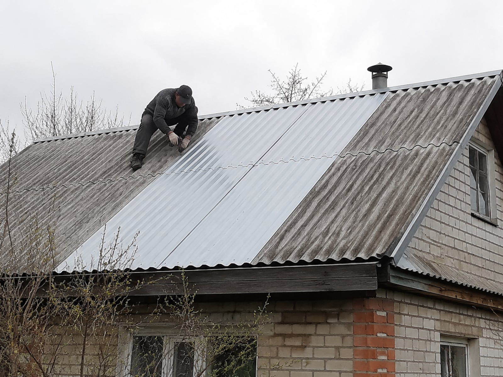 Точечный ремонт кровли: 12 типичных дефектов и как их устранить
